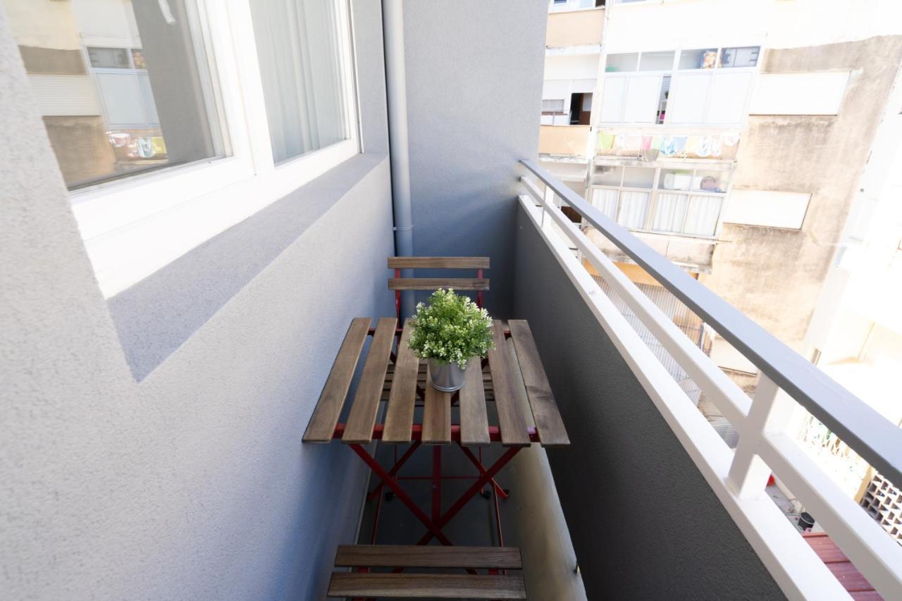 Sweet Sunny Flat W/ Balcony - Gaia Lejlighed Vila Nova de Gaia Eksteriør billede