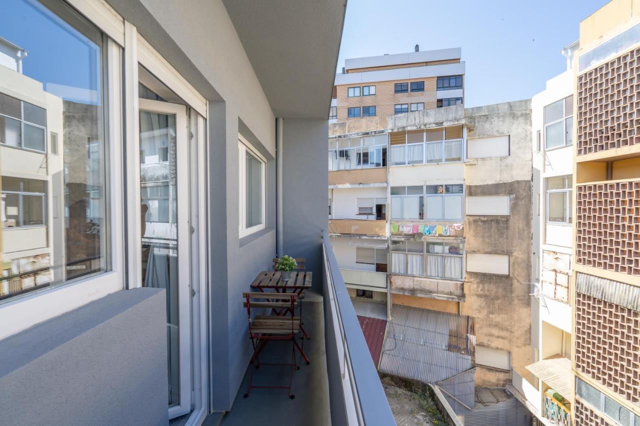 Sweet Sunny Flat W/ Balcony - Gaia Lejlighed Vila Nova de Gaia Eksteriør billede
