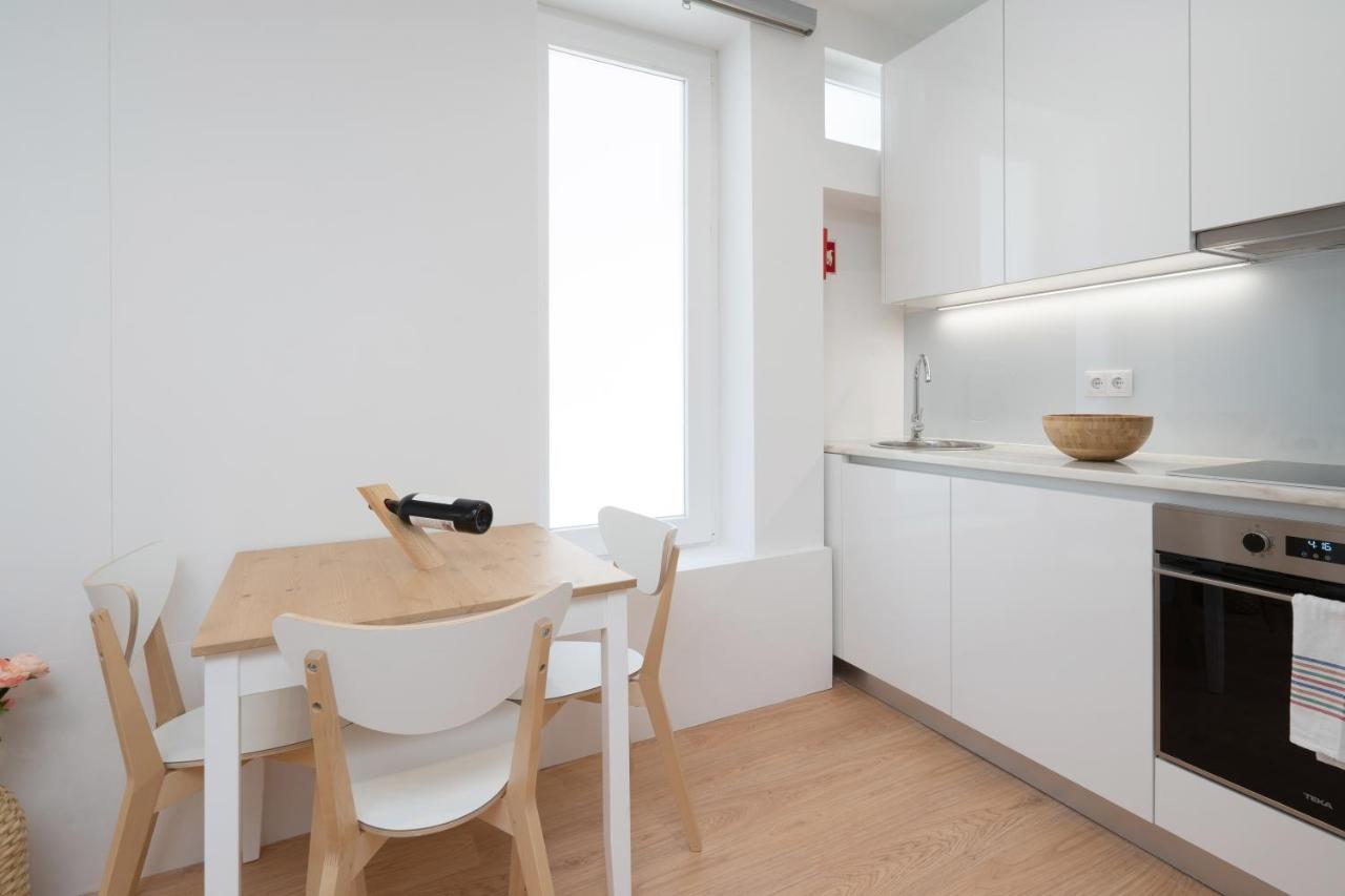 Sweet Sunny Flat W/ Balcony - Gaia Lejlighed Vila Nova de Gaia Eksteriør billede